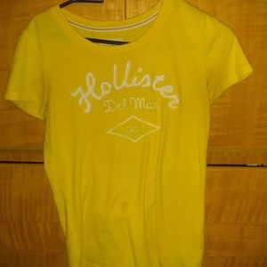 Hollister t shirt